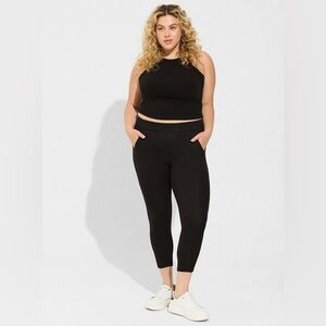 Crop Signature Waist Pocket Premium Legging 4X